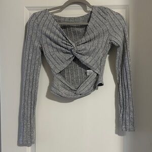 Stylish Gray Twist-Front Crop Top